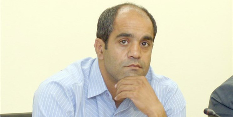 بهنام ابوالقاسم پور: بازیکن شمس آذر چه فرقی با سرباز لب مرز دارد؟