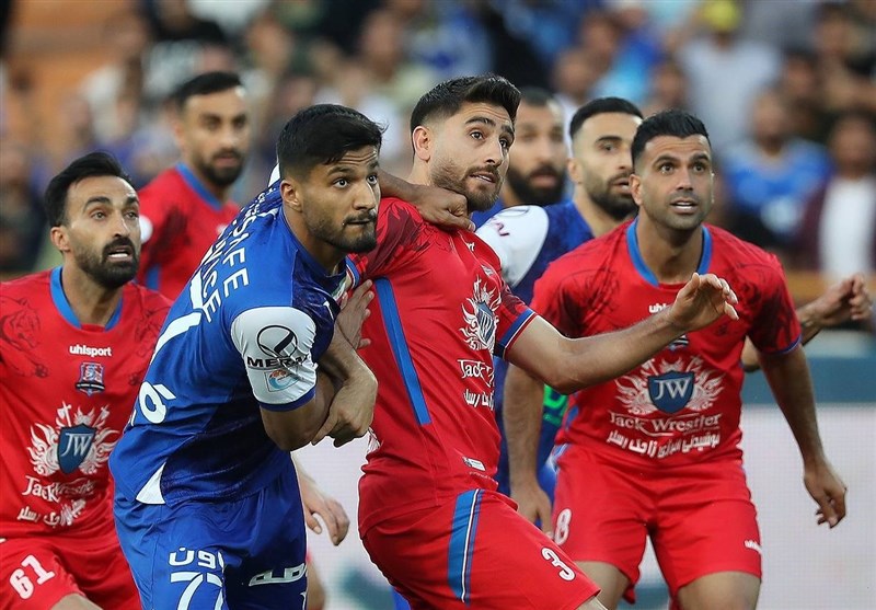 کریم اسلامی: قضاوت بازیهای ما مقابل پرسپولیس و استقلال شبههبرانگیز بود