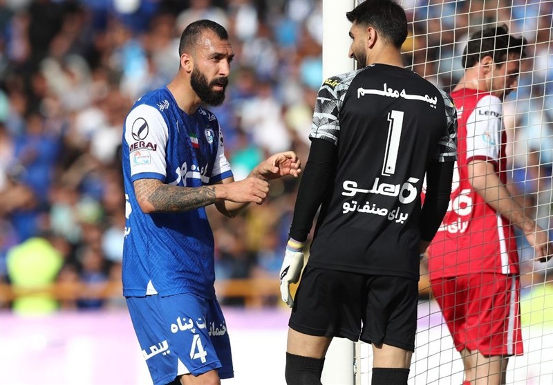 چشمی: داور صحنههای ۵۰ - ۵۰ را به سود پرسپولیس میگرفت