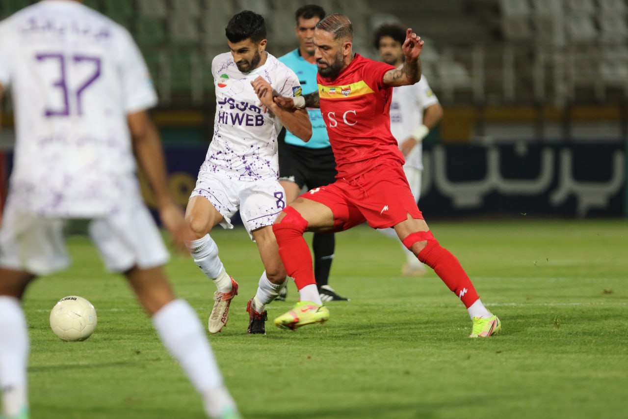 هوادار 0-0 فولاد / نبرد ساکت و منصوریان برنده نداشت