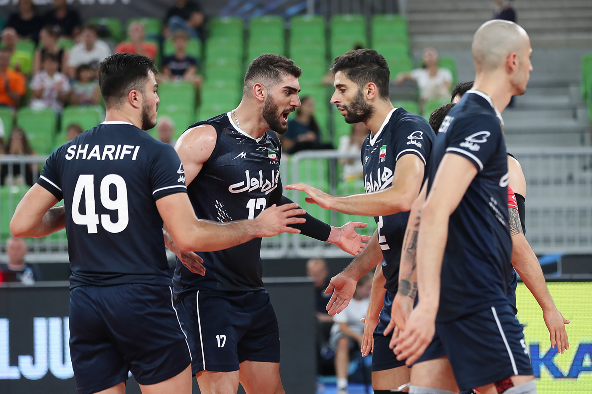 واکنش فدراسیون جهانی به دعوت از غفور و موسوی/ گزارش FIVB از اردوی جدید والیبالیستهای ایران