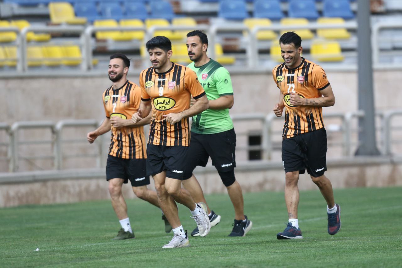 پرسپولیس با هواپیما به ساری می رود