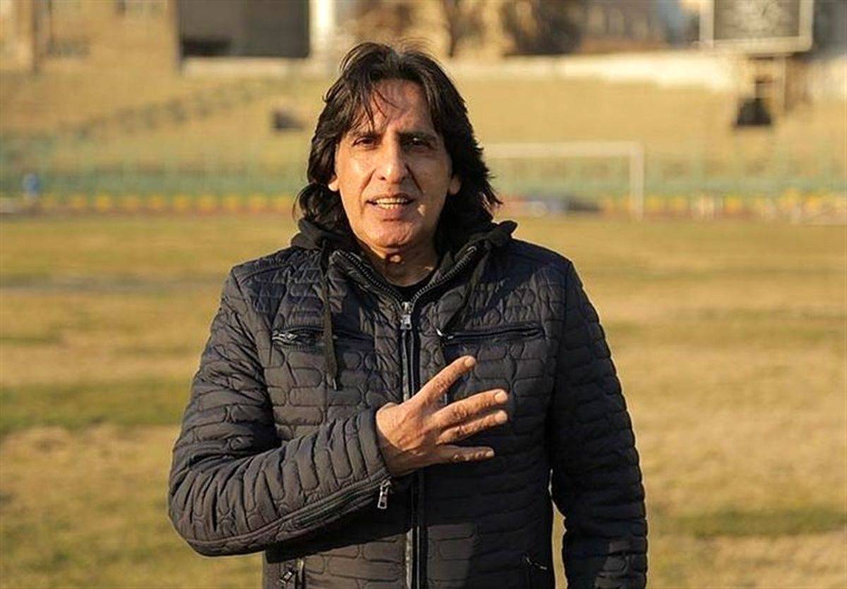 شاهین بیانی: بازیکن استقلال در دربی کارت زرد گرفت و خندید!/ اگر مجیدی بود، هر دو جام را میگرفت