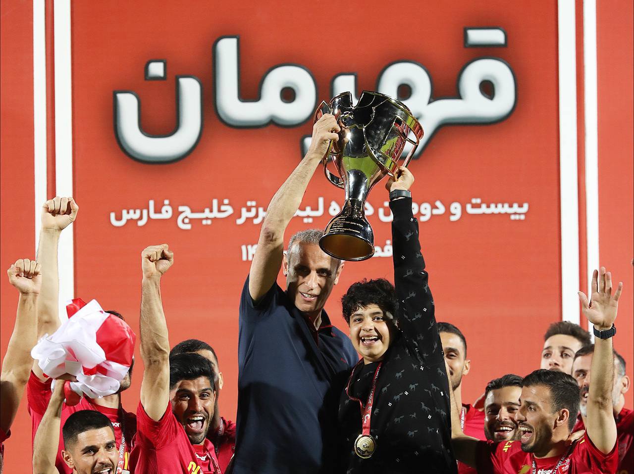 همسر هادی نوروزی: گل محمدی پسرم را غافلگیر کرد