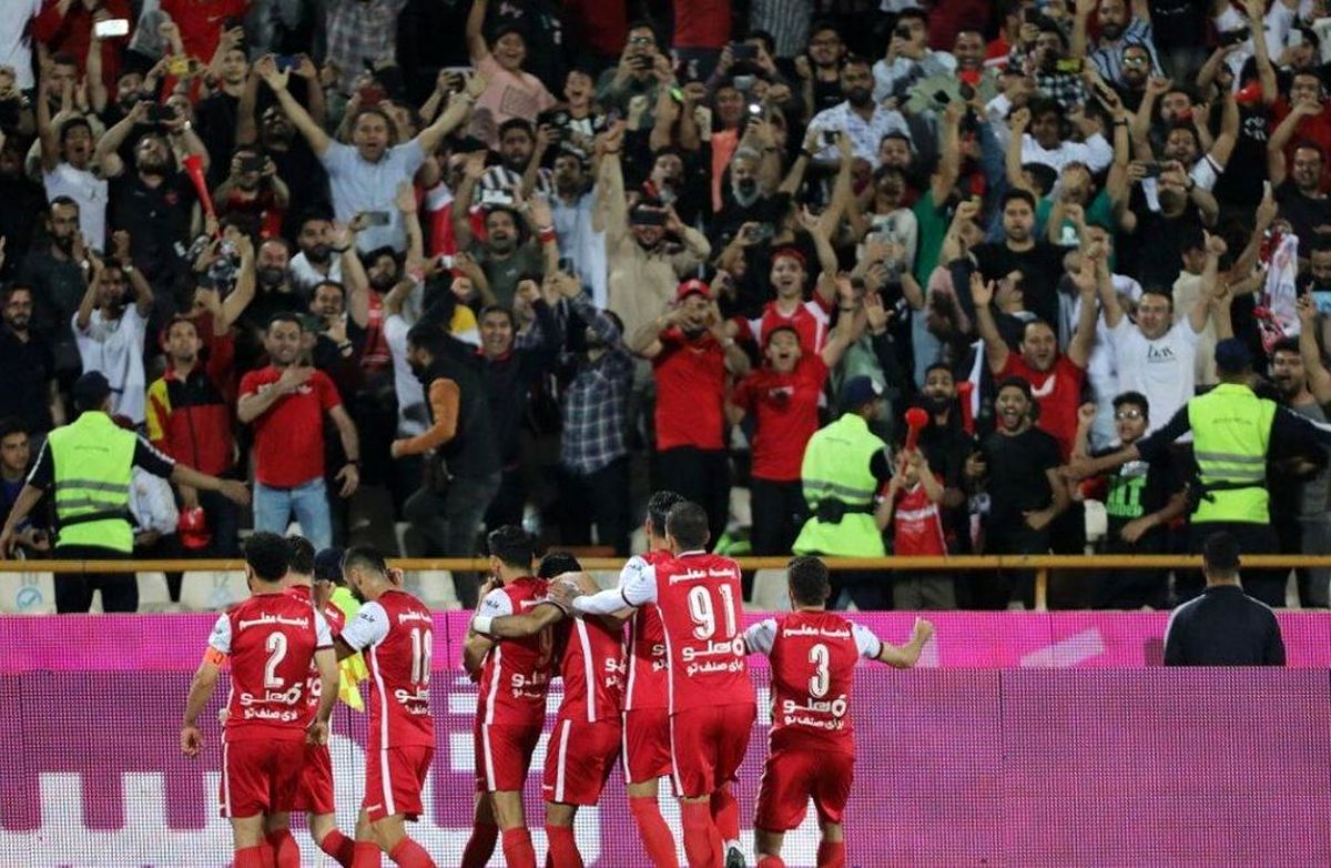 محمد برزگر: پرسپولیس در آستانه پاک ترین قهرمانی است