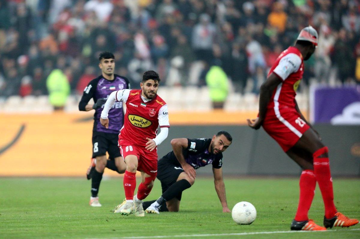 بازی هوادار - پرسپولیس با تماشاگران برگزار می شود؟