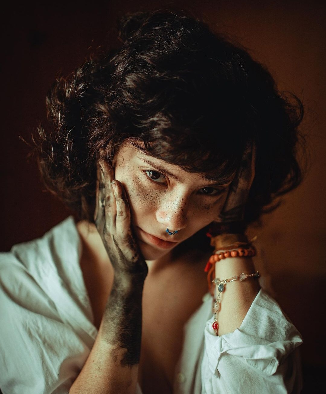دانلود آهنگ London Girls از Barns Courtney