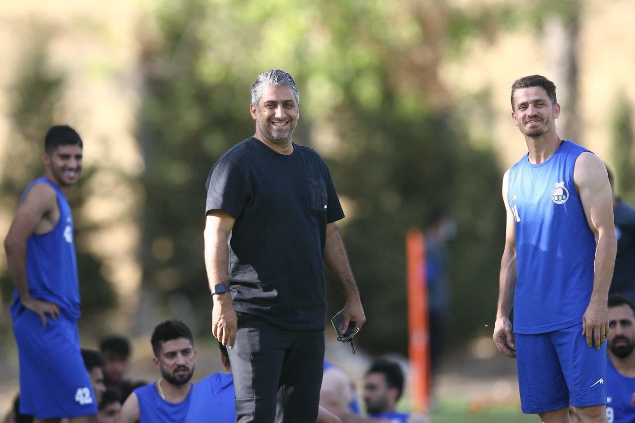 فرزاد مجیدی: وقتی عدالت نیست جام را به پرسپولیس بدهید و تمام / حق هواداران استقلال خورده شد!