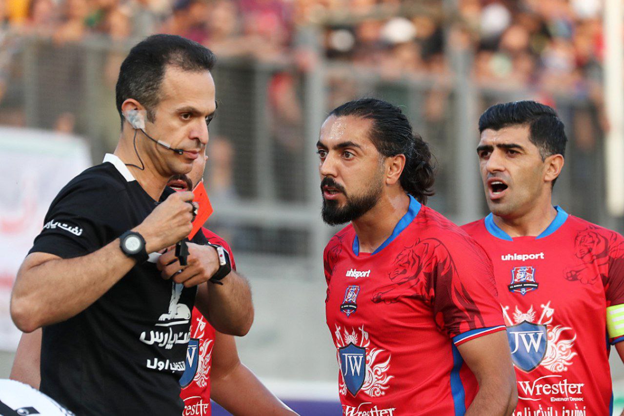 مصدومیت ابوالفضلی با کمک بیژن حیدری برطرف شد / حواشی نساجی - پرسپولیس