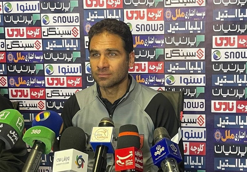 صادقی: هر کسی به ورزشگاه بیاید از دیدن بازی ذوب آهن - تراکتور لذت می برد