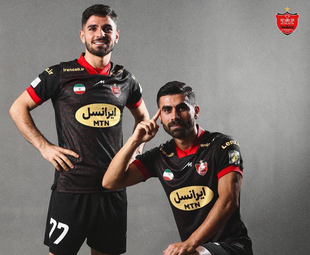 رونمایی از کیت سوم پرسپولیس در لیگ بیست و سوم + عکس
