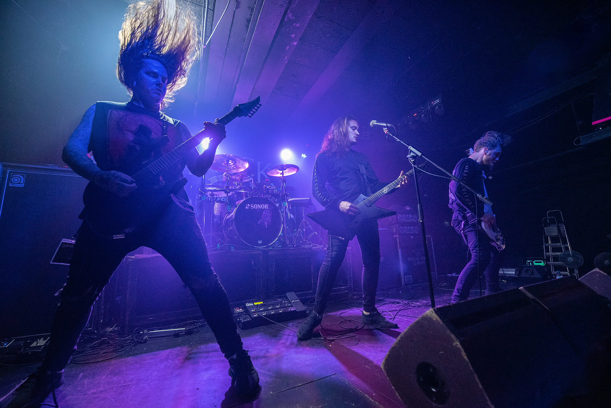 دانلود آهنگ at the front از orbit culture