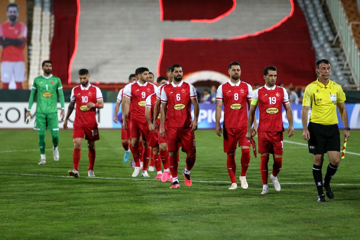 پرسپولیس و پاس های رو به عقب