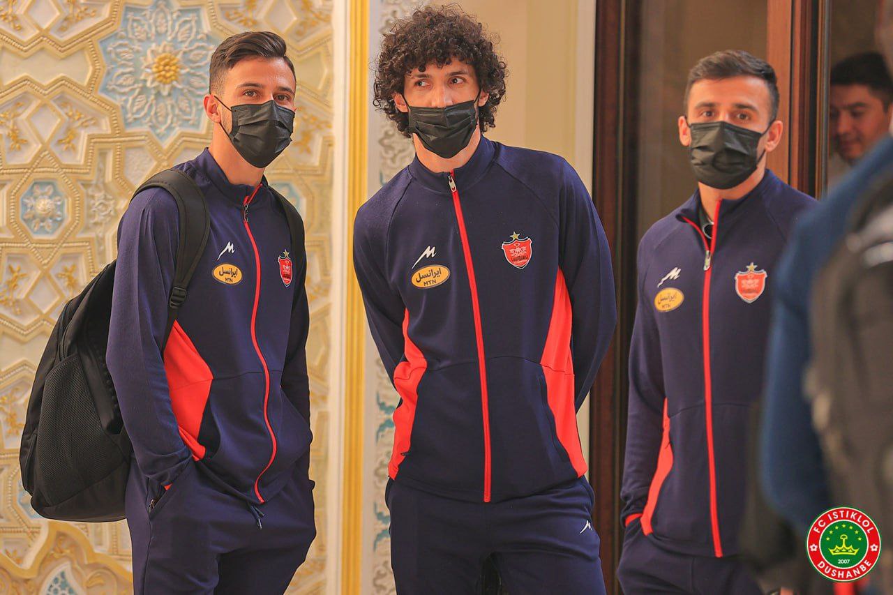 سایت استقلال لباس پرسپولیسی ها را آبی کرد