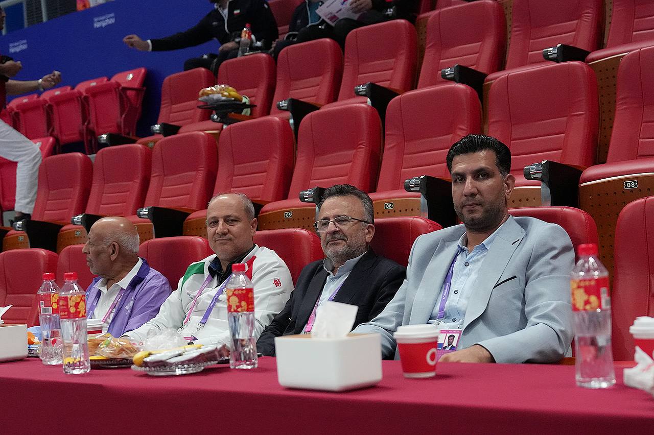 داورزنی: درباره کادر فنی تیم ملی بعد از بازی های برزیل صحبت می کنم