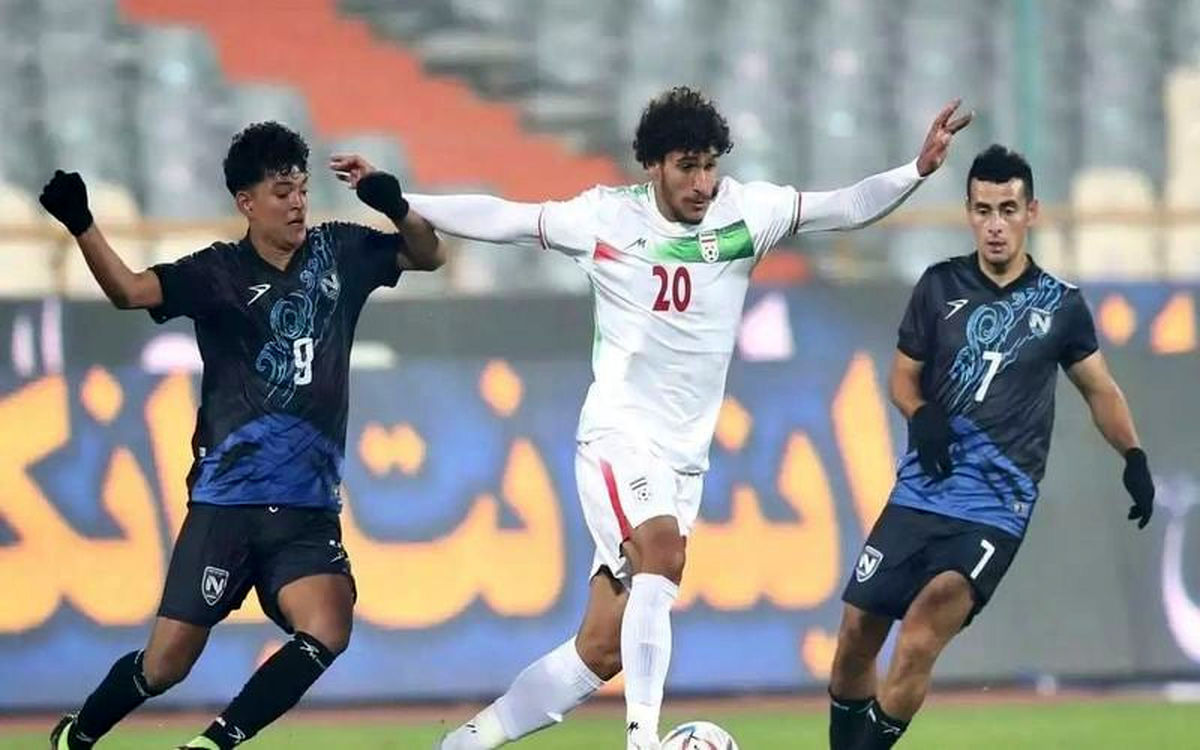 استقلال تا شنبه بحران دفاع راست دارد
