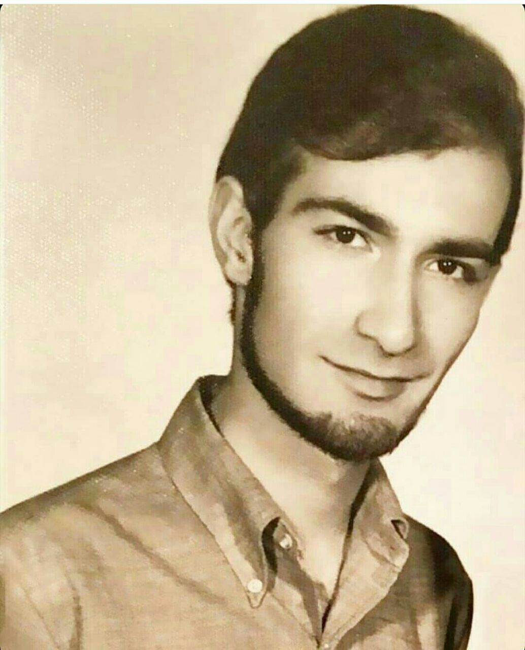 دانلود آهنگ درد این فاصله ها منو به فریاد میکشه از سیاوش قمیشی
