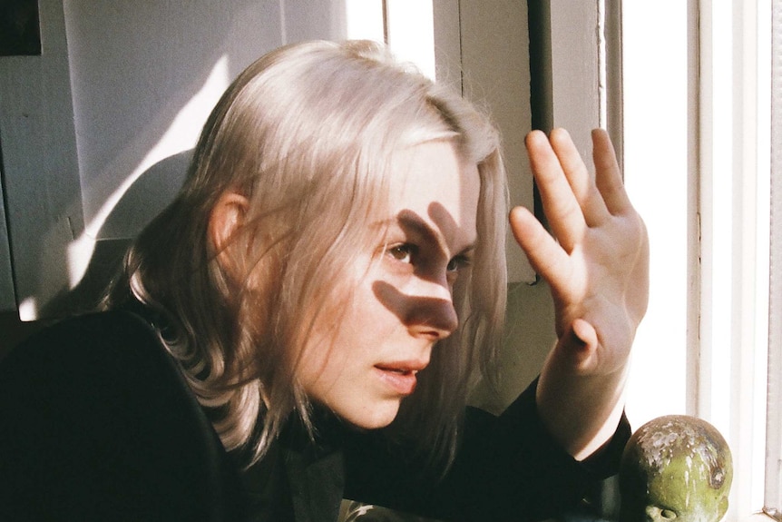 دانلود تمام آهنگ های Phoebe Bridgers | فول آلبوم فیبی بریدجرز