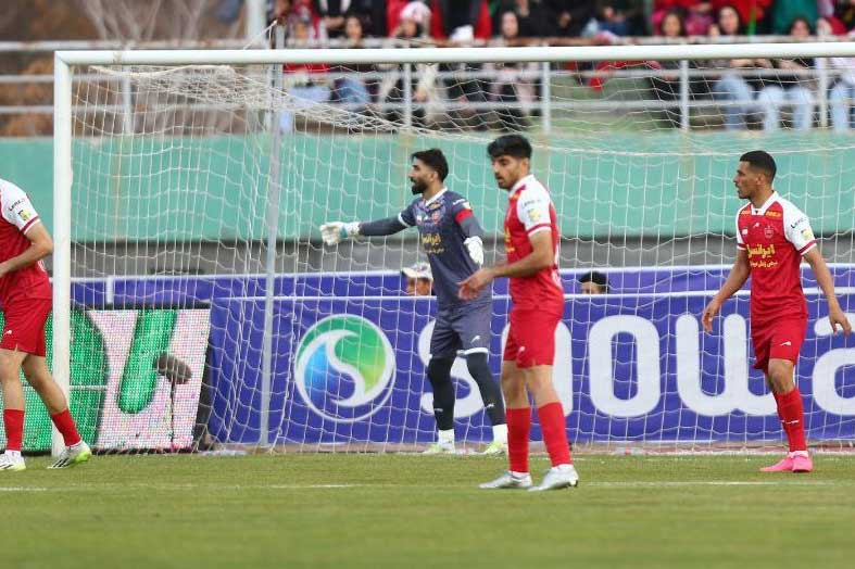 علیرضا بیرانوند: با صحبت نکردن دشمنهایم را شکست میدهم؛ به پرسپولیس خوشبین هستم