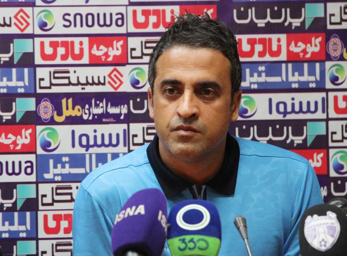 مربی آلومینیوم اراک: تمام تیمها از تعطیلی لیگ ضرر کردهاند