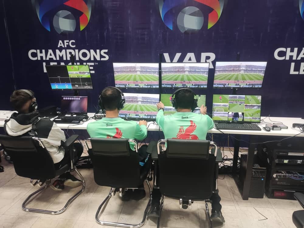 فدراسیون فوتبال سند رو کرد؛ این VAR، این هم داوران عراقی! + عکس