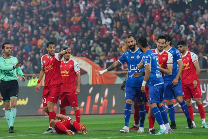 لغو عرضه ۵۱ درصدی استقلال و پرسپولیس