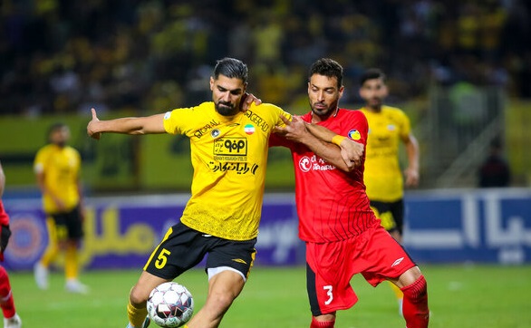 تراکتور 0-0 سپاهان؛ توقفهای طولانی، ثانیههای طوفانی