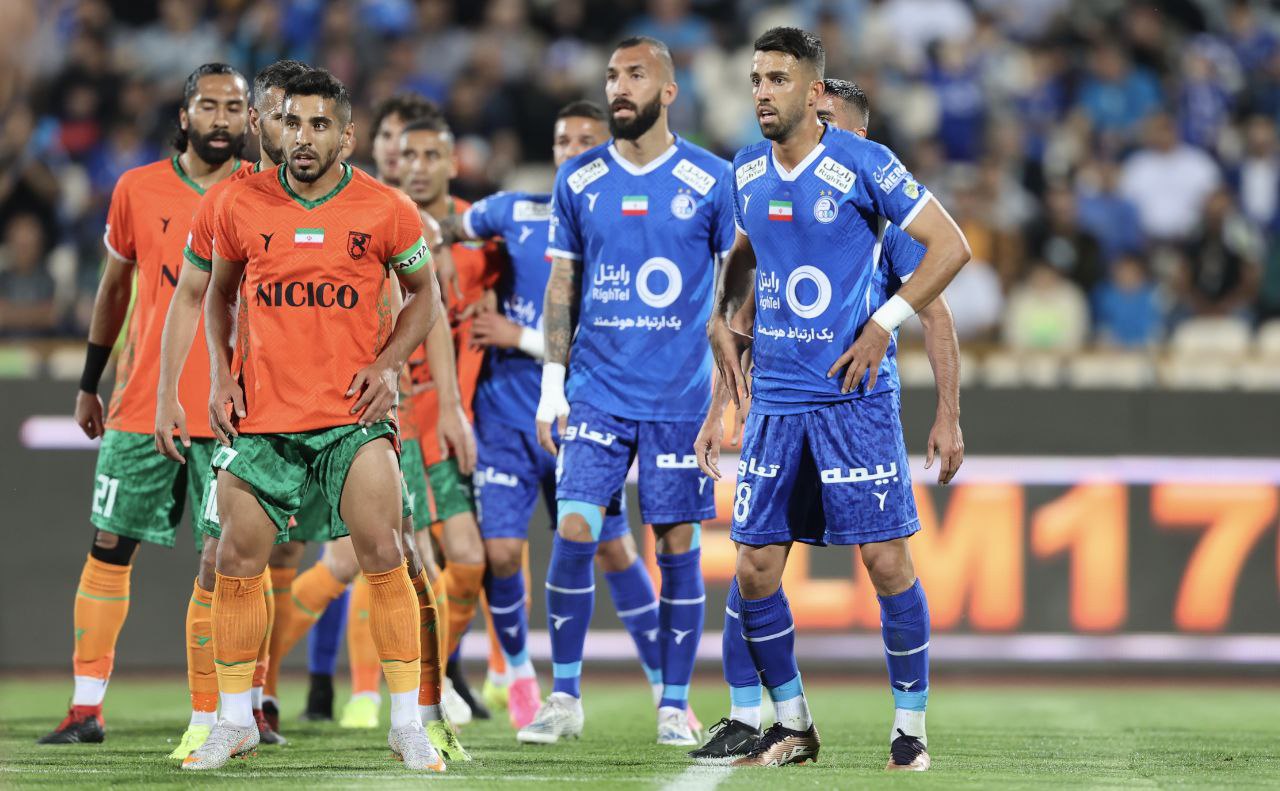 استقلال 2-2 مس رفسنجان؛ هدیه فوتبال زیبای محرم نویدکیا به پرسپولیس