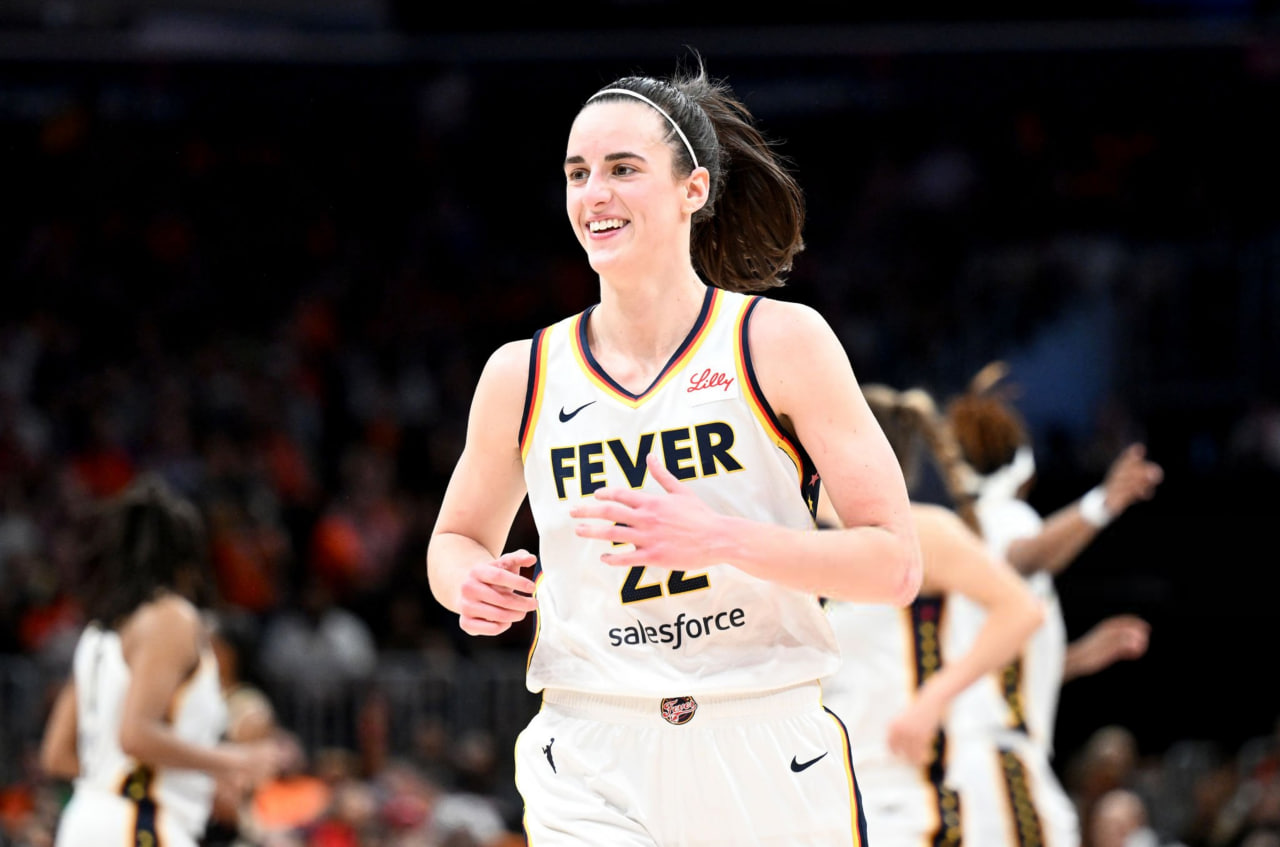 کیتلین کلارک - ستاره بسکتبال زنان - WNBA