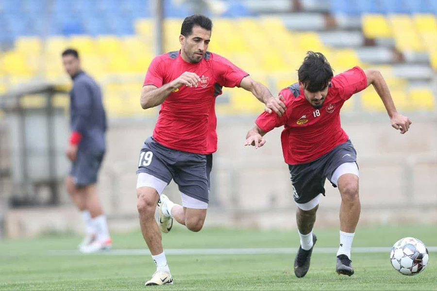 تمرین و ریکاوری پرسپولیسیها در هوای بارانی