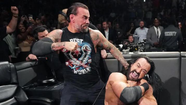 درگیری سی ام پانک و درو مک اینتایر، ستارگان کشتی کج در رویداد مانی این د بنک WWE