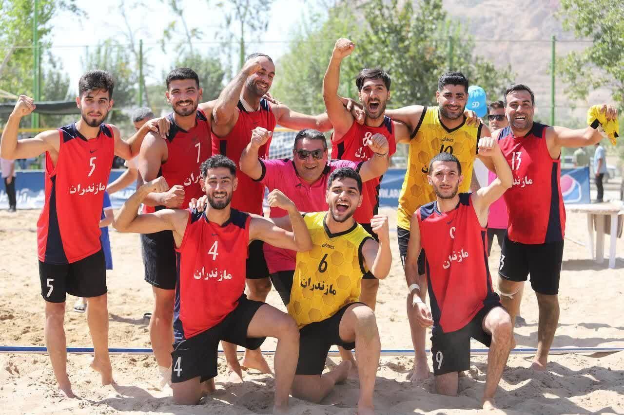 عکس از هندبال ساحلی