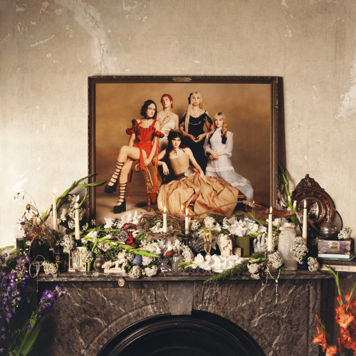 آهنگ The Feminine Urge - The Last Dinner Party
