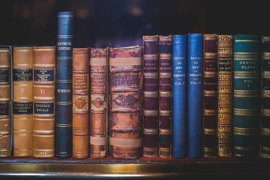 ۵۰ کتاب برتر تاریخ ادبیات