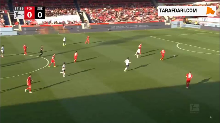 گل به خودی عجیب بازیکن هایدنهایم مقابل آینتراخت فرانکفورت روی سایهزنی دروازهبان!