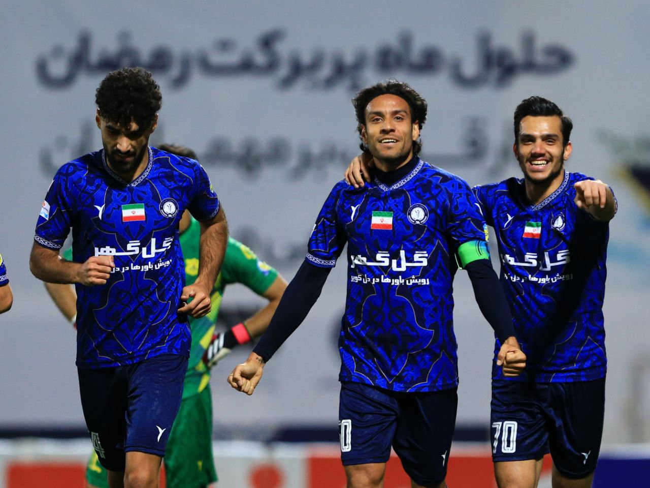 گل گهر سیرجان 1-0 نفت آبادان؛ تورس و زنده روح، 3 امتیاز را زنده کردند
