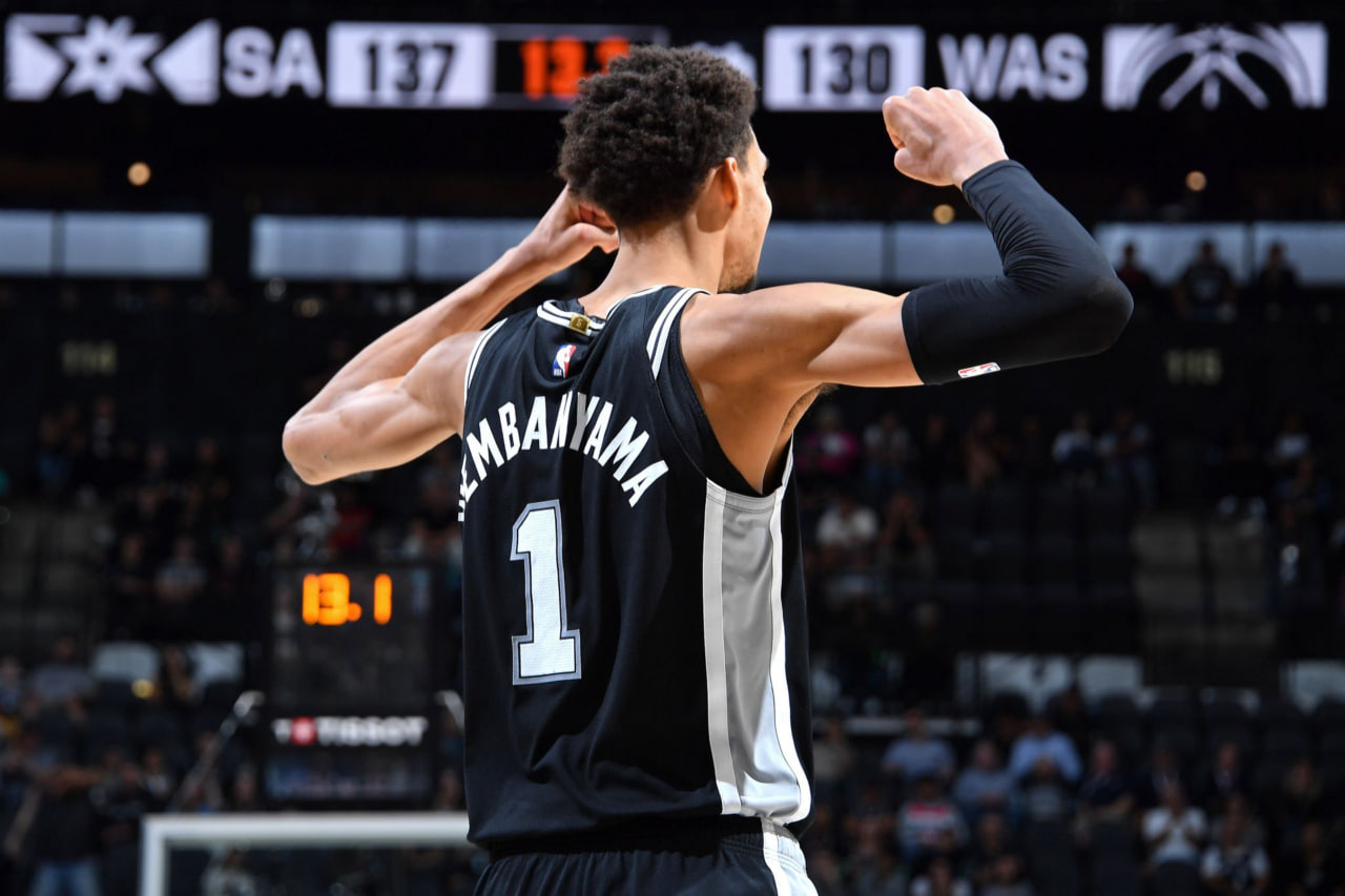 ویکتور ومبانیاما - ستاره فرانسوی سن آنتونیو اسپرز - بسکتبال NBA