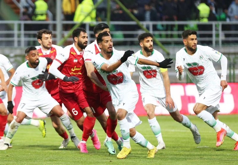 ناصر ابراهیمی: مهاجمان پرسپولیس به هم تعارف میکردند