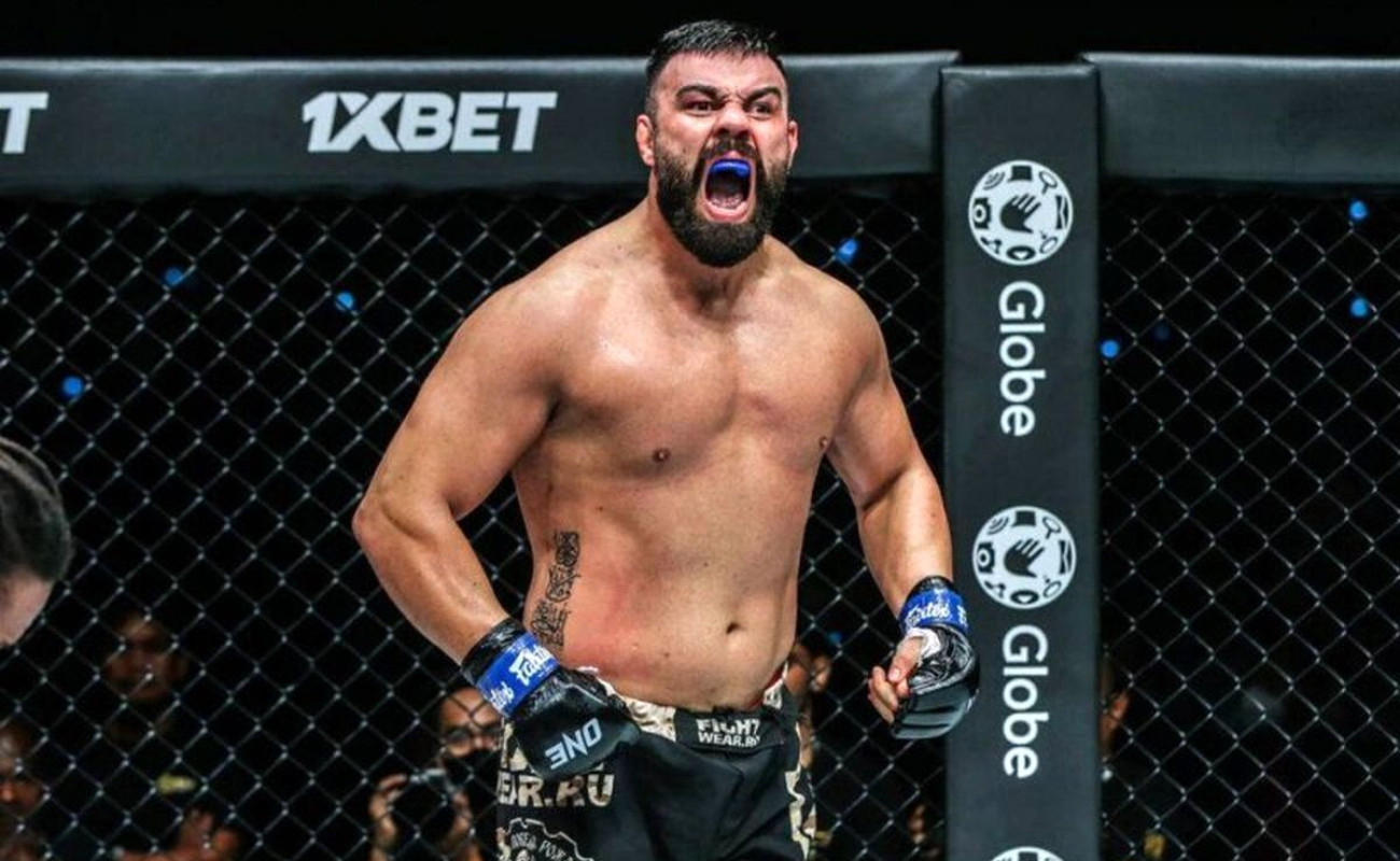 امیر علی اکبری- مبارزه در MMA