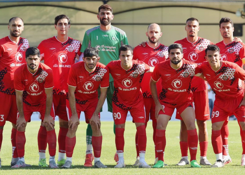 گل زیبای تراکتور به روشن تاجیکستان