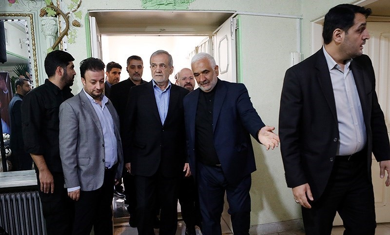 پزشکیان در دفتر حماس
