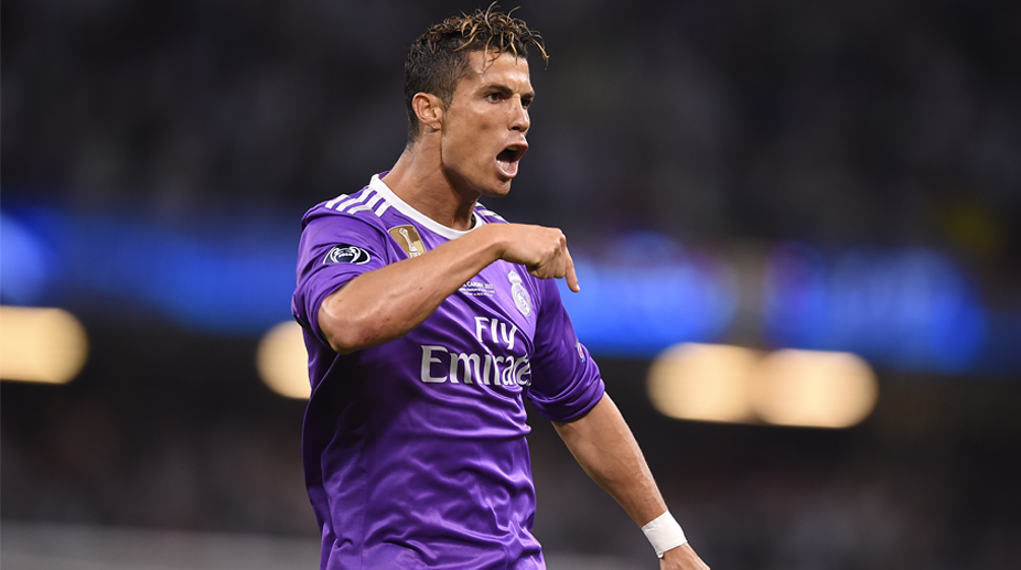 بهترین-لحظات-رونالدو - گلهای-فراموشنشدنی - CR7 - لیگ-قهرمانان - توپ-طلا - الکلاسیکو - گل-برگردان-رونالدو - ۴۰-سالگی-رونالدو