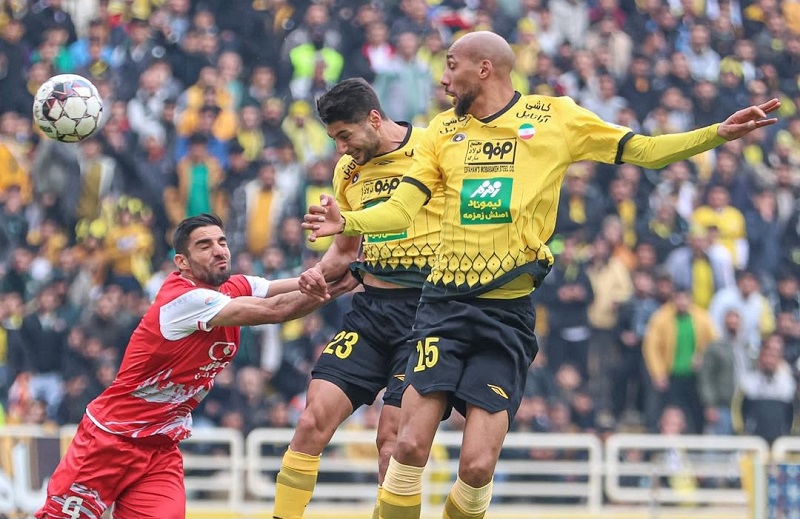 محمدمهدی محبی بازی پرسپولیس در مقابل سپاهان اصفهان