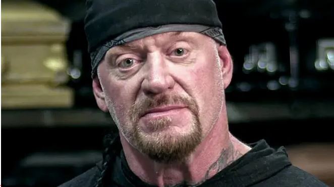 آندرتیکر، اسطوره کشتی کج و WWE