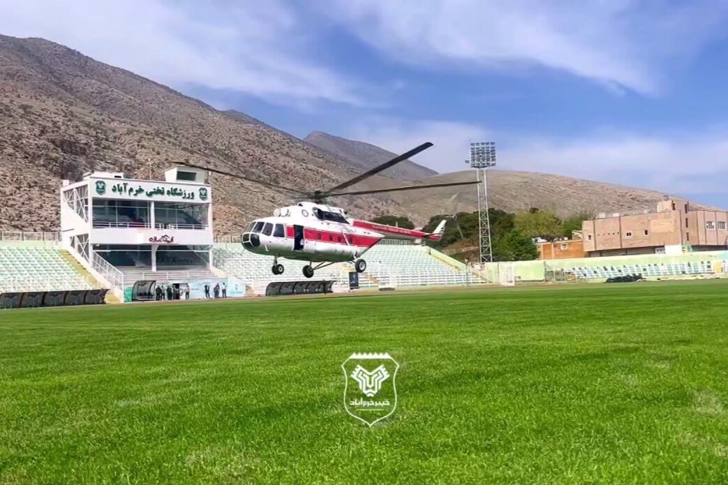 عکس از ورزشگاه تختی خرم آباد