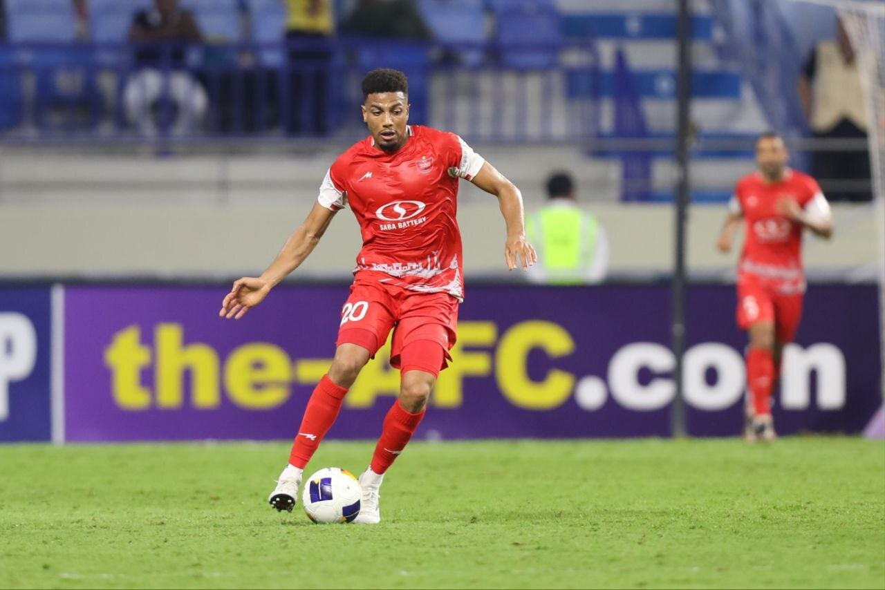 عکس ایوب العملود مدافع راست پرسپولیس مراکش