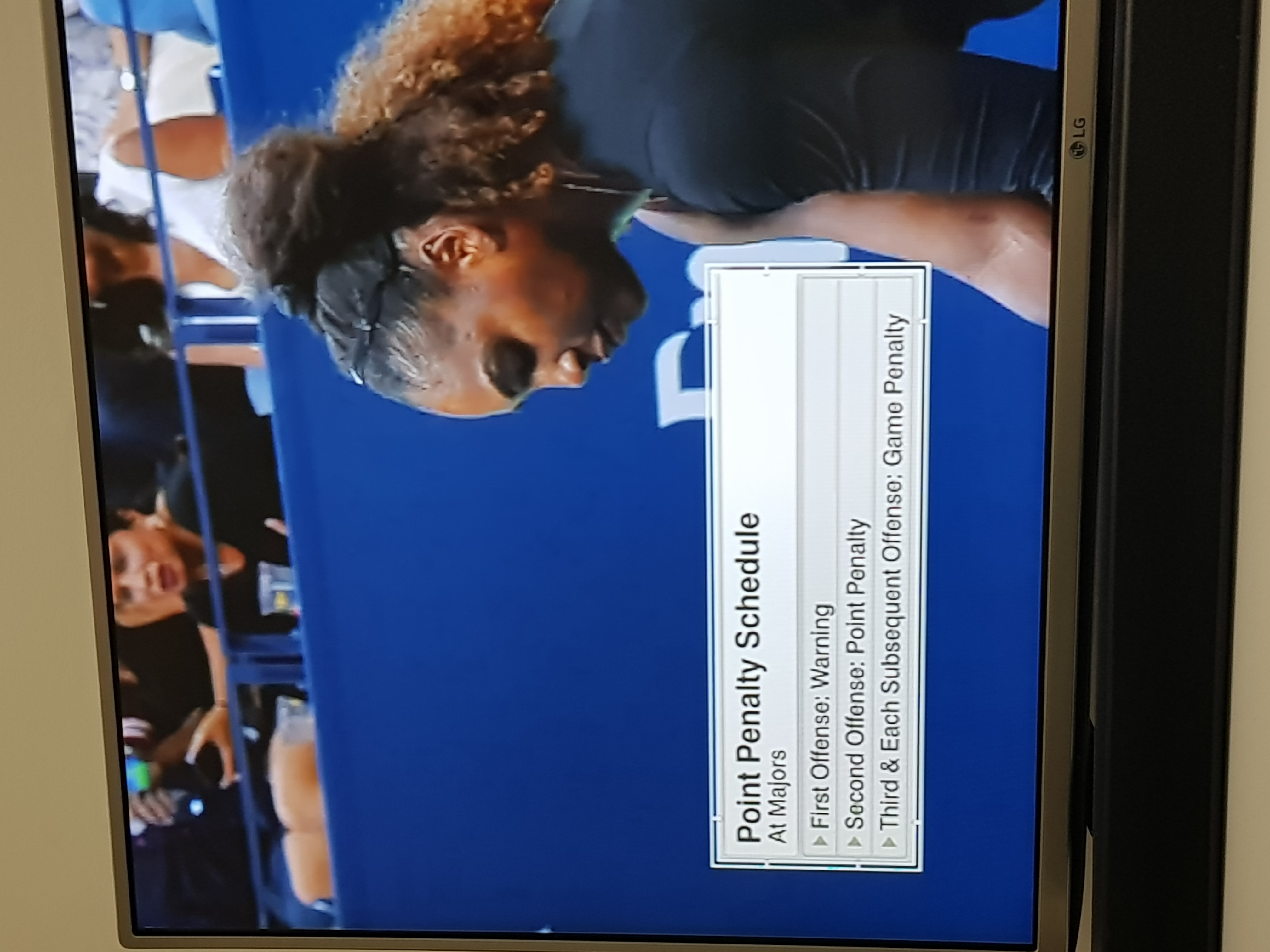 سرنا ویلیامز در یکی از عجیب ترین فینال های تاریخ US OPEN مقابل نائومی اوزاکای شگفتی ساز شکست خورد.