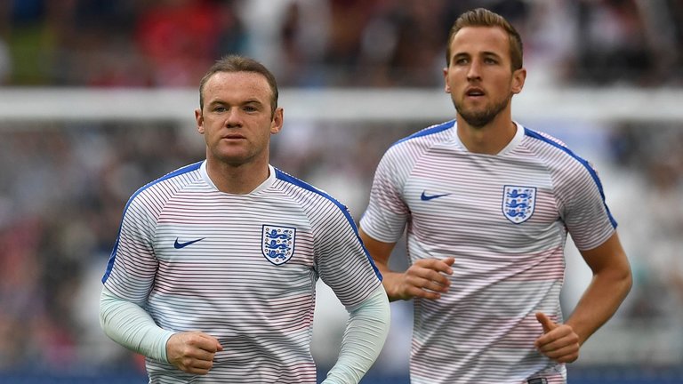 سه شیرها- تیم ملی انگلیس- وازا- تاتنهام- England- Three Lions- Manchester United- Spurs