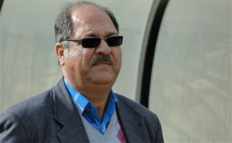 لیگ برتر فوتبال - مشکی پوشان