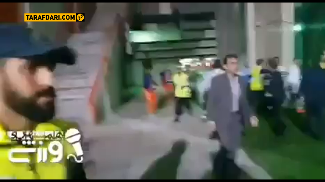 دانلود؛ درگیری بازیکنان پرسپولیس و سایپا با حضور علی دایی